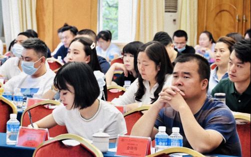 【教学课程】博海国济商学院云南事业部——翟新兵教授《战略性人力资源管理》课程圆满结束！939.jpg