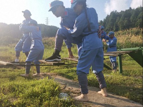 未来可期，乘风破浪——记博海国济商学院赣州教学点总裁22班《团队文化建设》素质拓展课程483.jpg