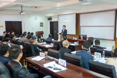 【教学预告】江西分院9月10-12日总裁班课程翟万宝教授《商业模式创新》231.png