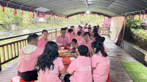 赣州新商界十一班十年之约再启航517.jpg