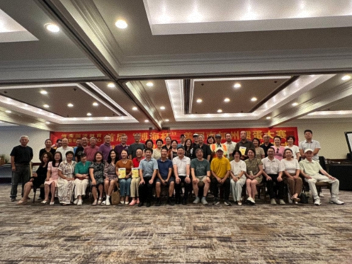 博海国济教育荣誉院长余明阳教授《掼蛋心法》中英文版美国首发式暨美国掼蛋友谊赛圆满举行118.jpg